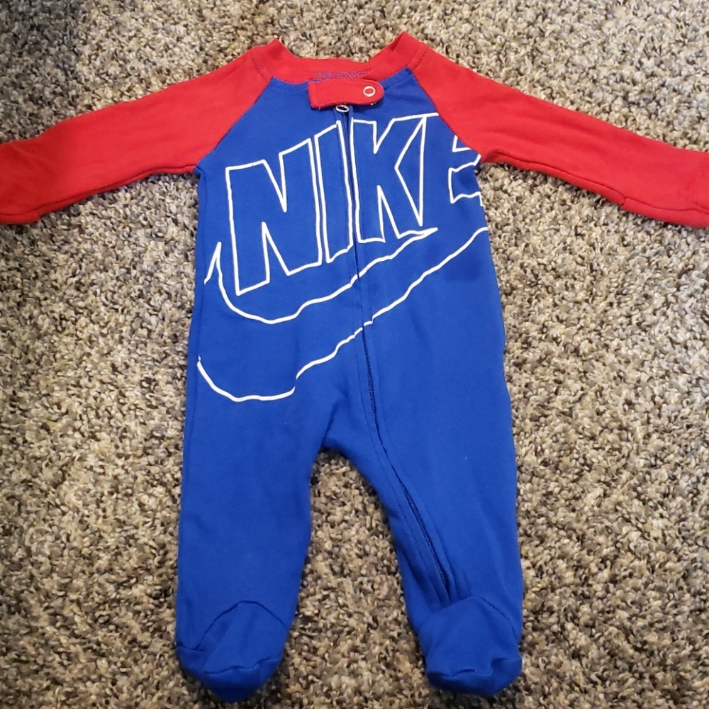 COPY - Nike onsie